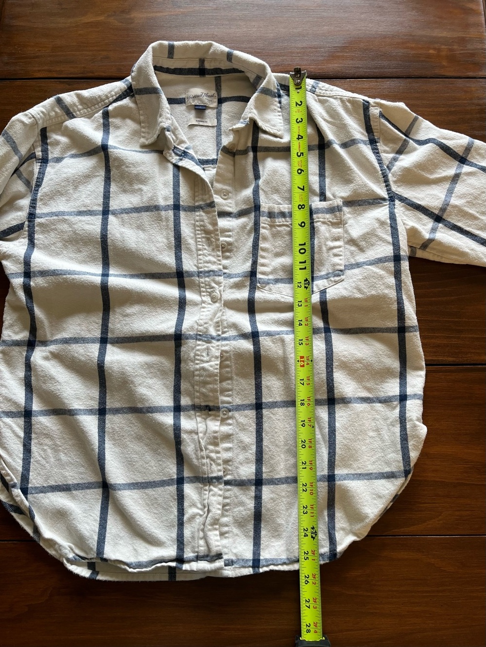 Universal Thread Flannel - Picture 4 of 5